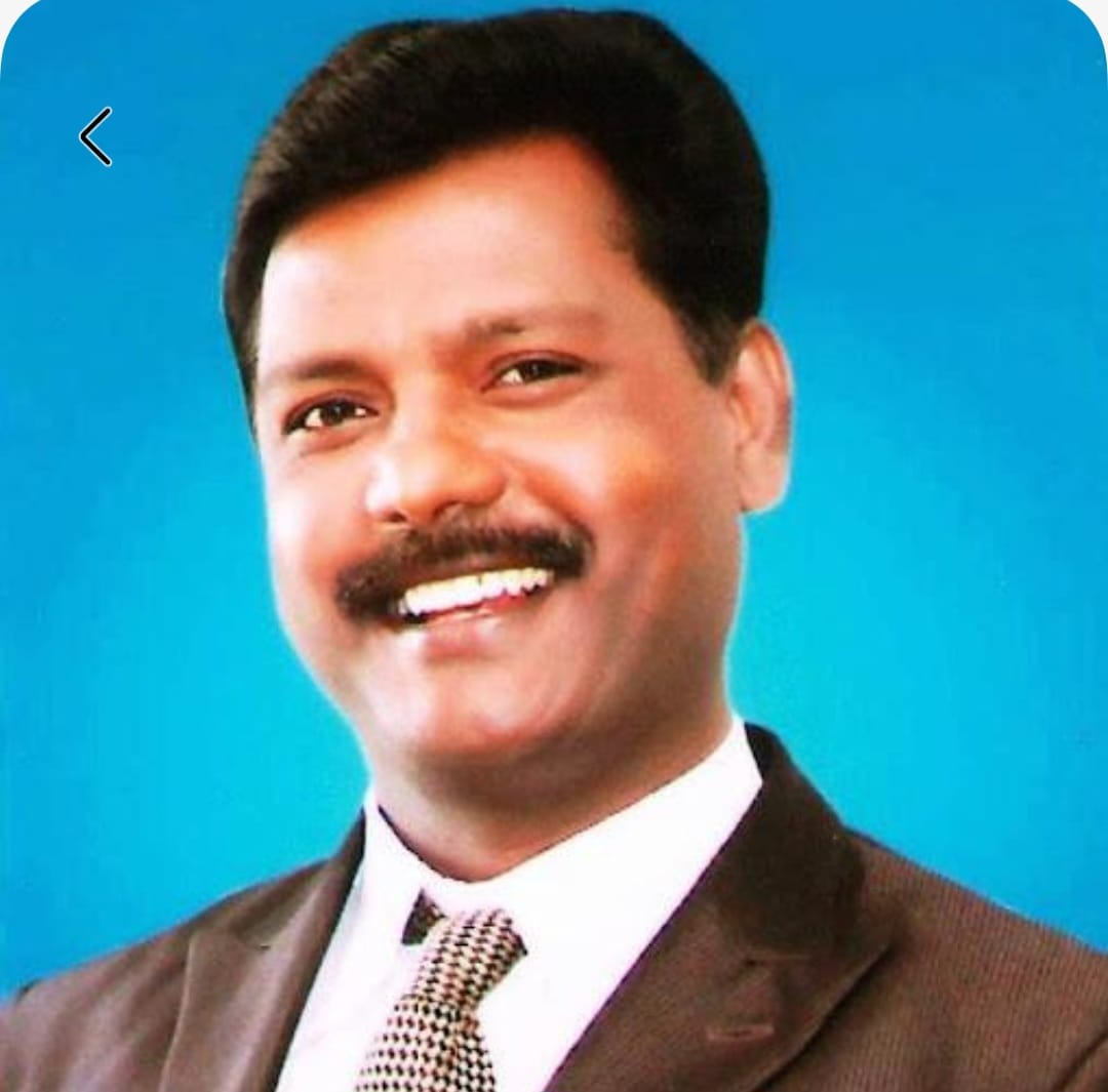 Expert Director Image